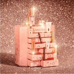 Brand new CHARLOTTE'S DIAMOND CHEST OF BEAUTY STARS